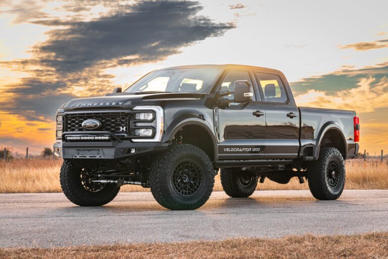 VelociRaptor 1200 F-250实车图