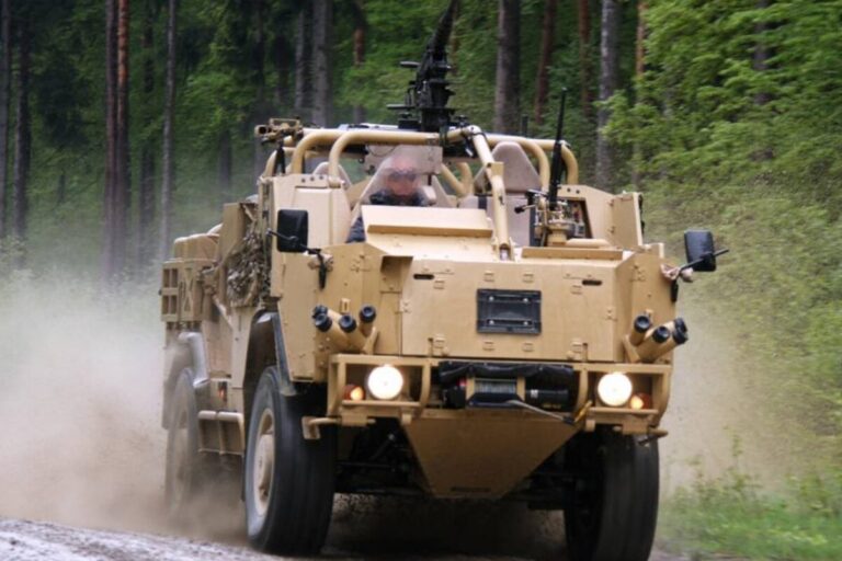 捷克特种部队购买18辆英国产HMT Extenda，可在4&times;4与6&times;6之间转换